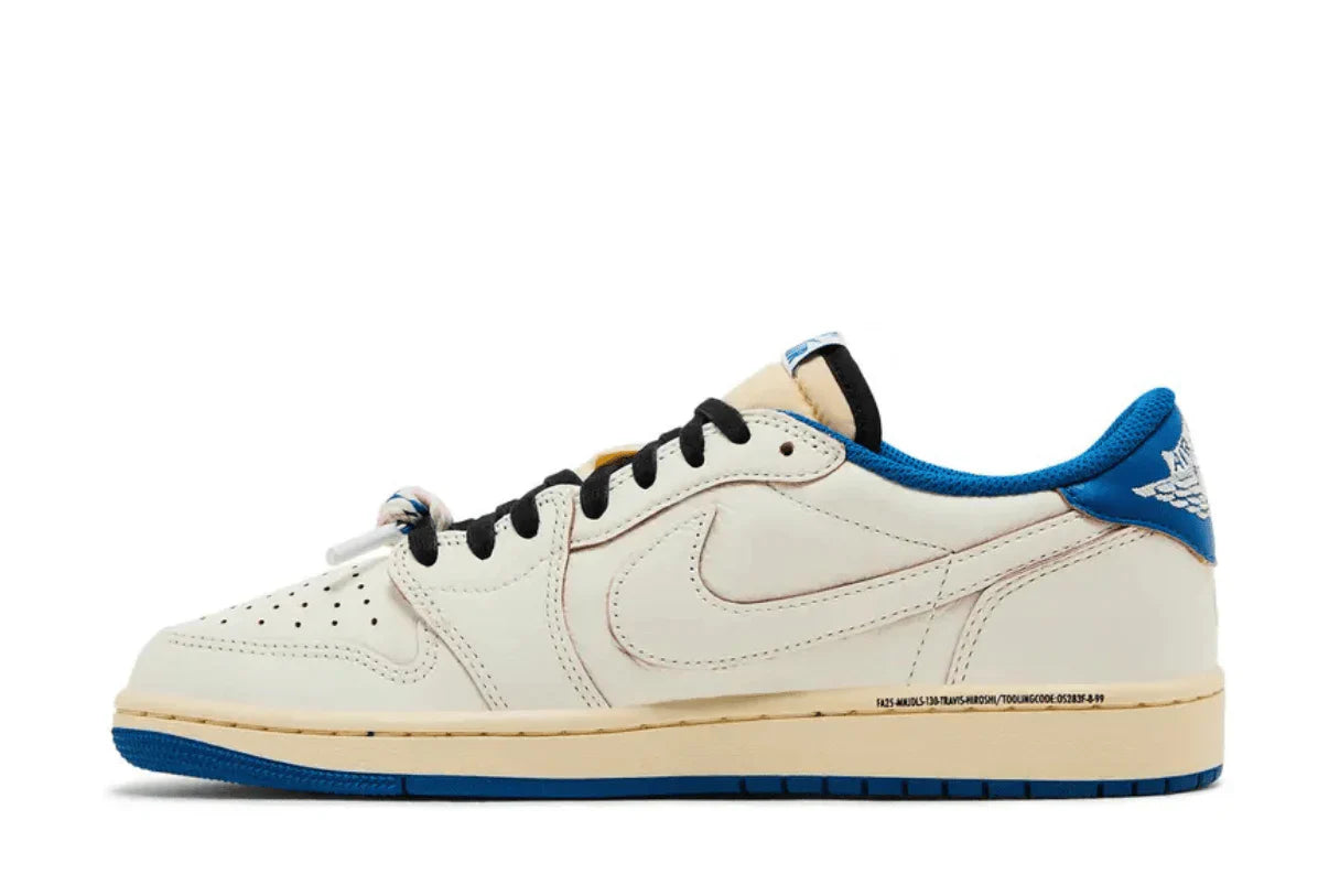 Air Jordan 1 x Travis Scott Retro Low OG SP Nike Sail Military Blue Couro