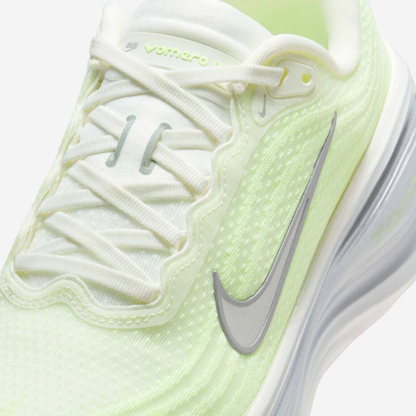 Nike Vomero Plus - Verde/Platinum