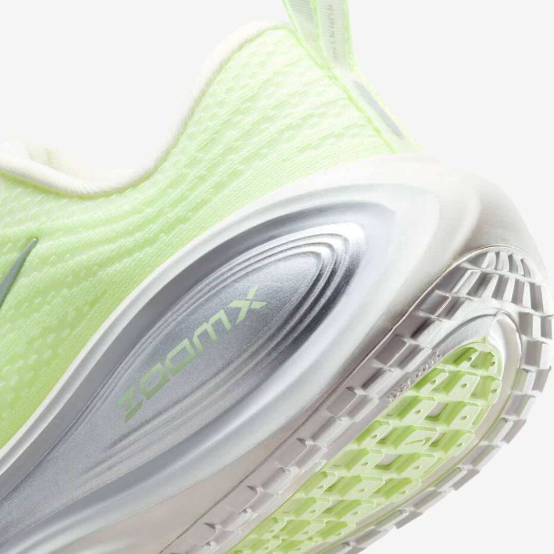 Nike Vomero Plus - Verde/Platinum