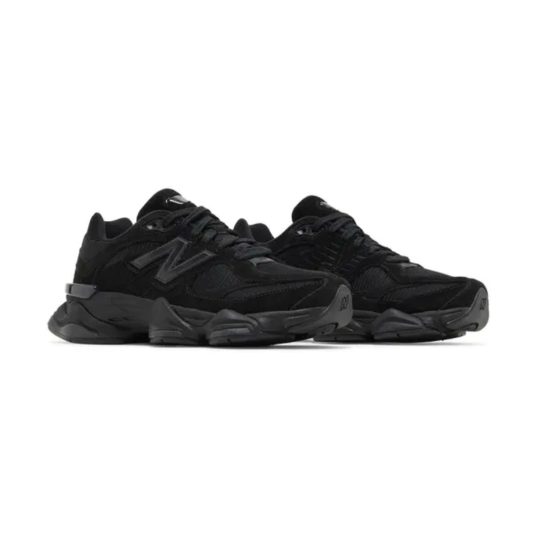 Tênis New Balance 9060 Triple Black