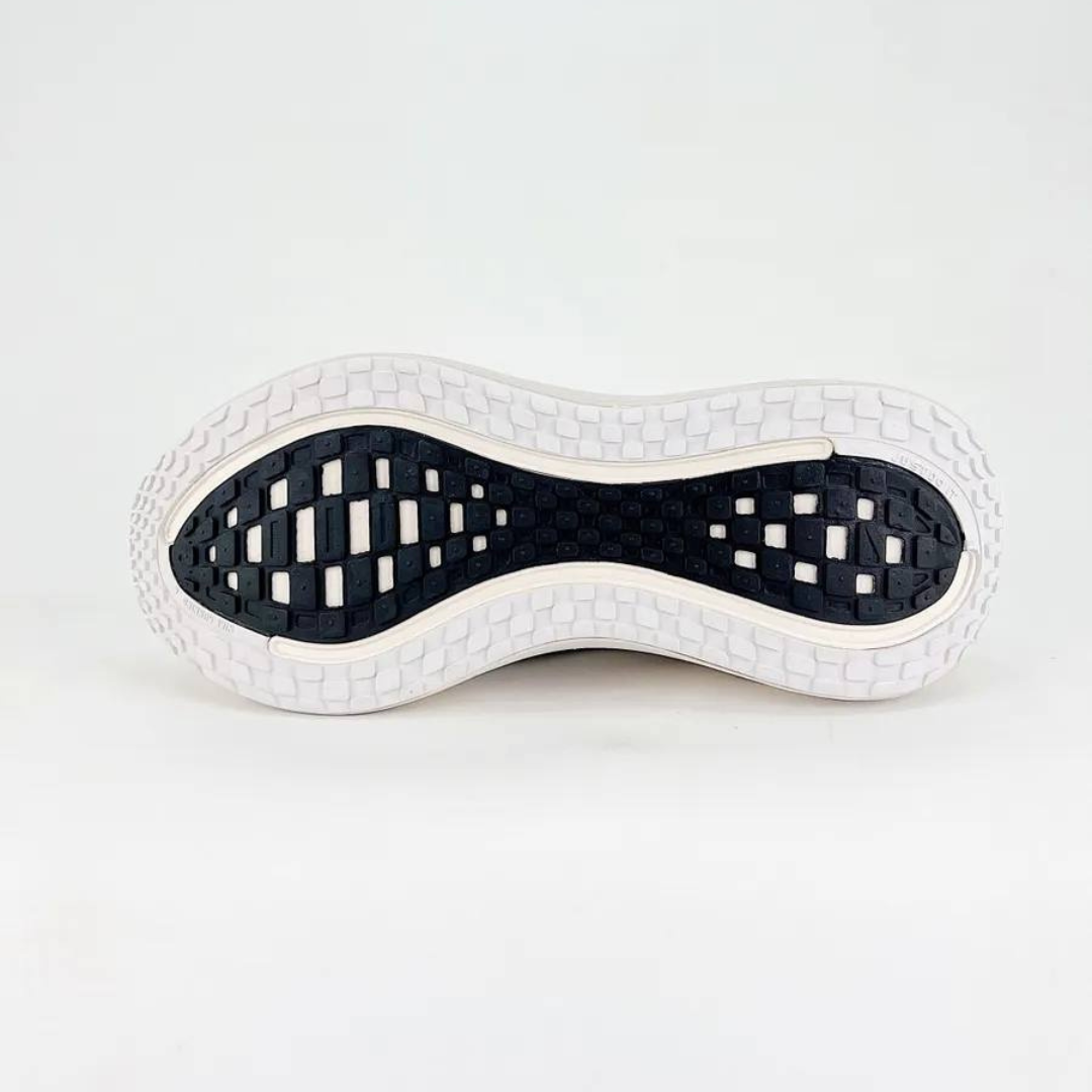Nike Vomero Plus Run - Branco/Preto