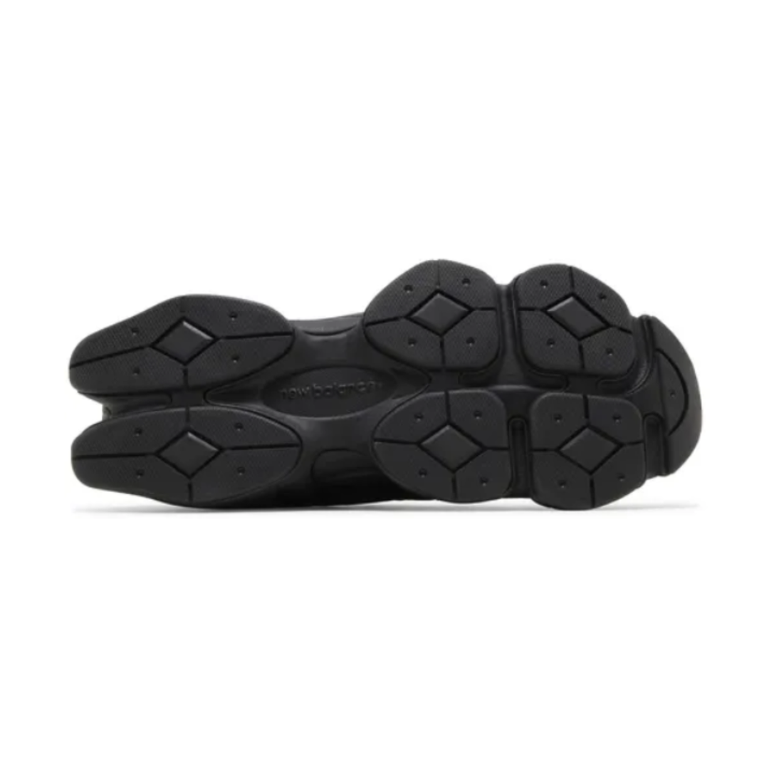 Tênis New Balance 9060 Triple Black