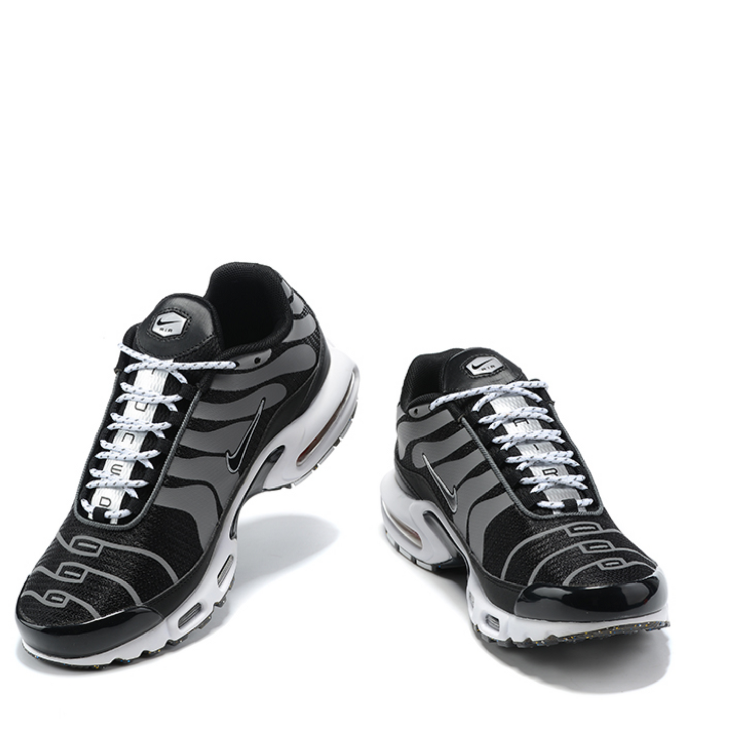 Nike Air Max Plus "Black/White"