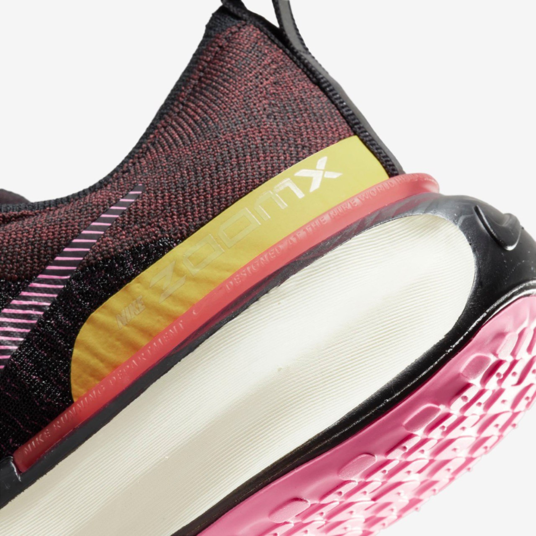 Nike Invincible Run 3 - Preto/Rosa
