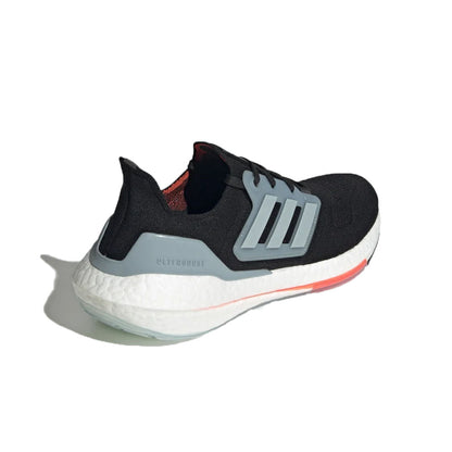 UltraBoost 22 'Black Magic Grey'