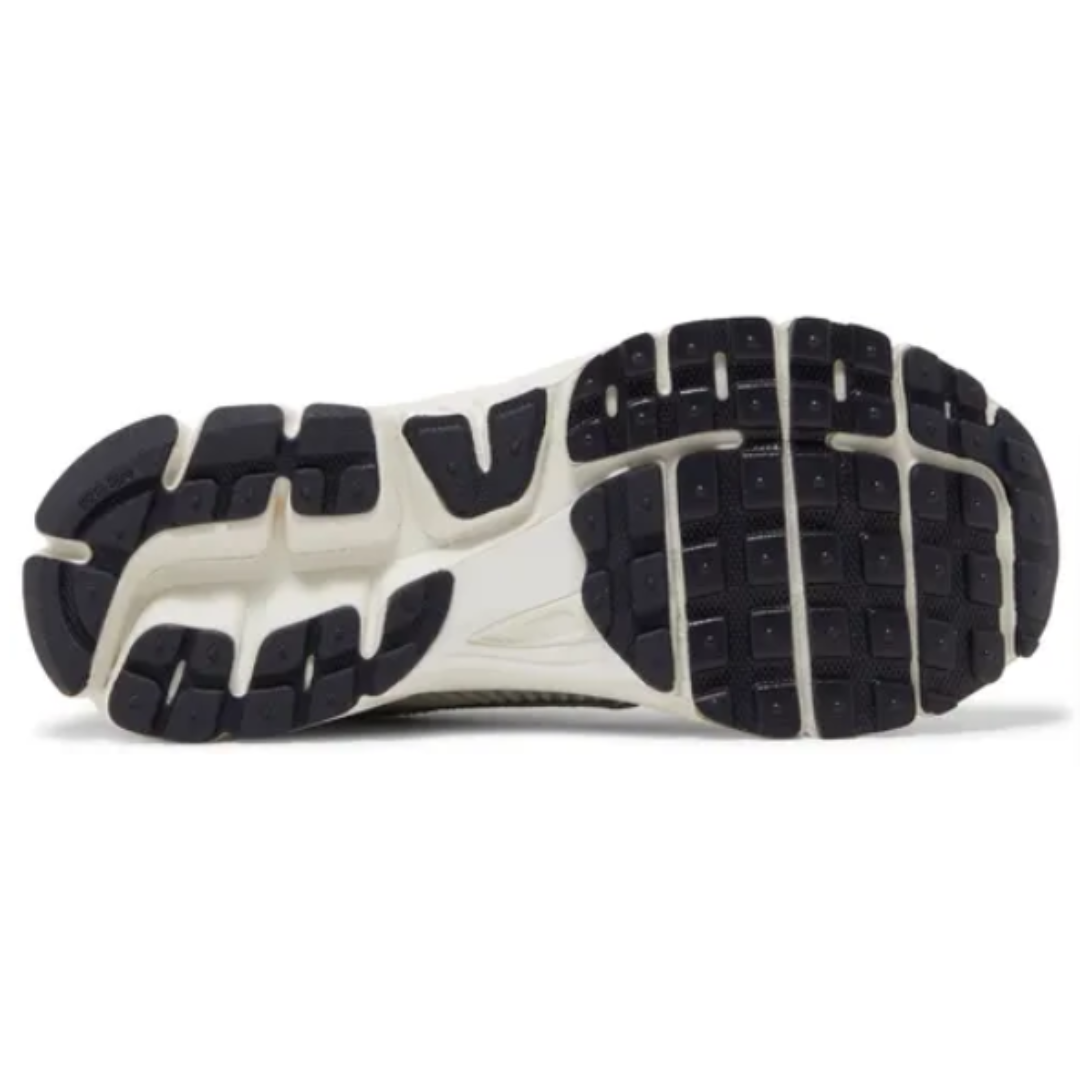 Nike Zoom Vomero 5 "Photon Dust" Cinza