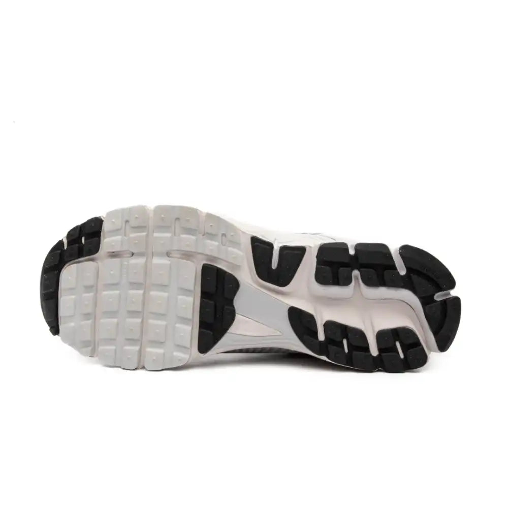 Nike Zoom Vomero 5 'Vast Grey' Cinza