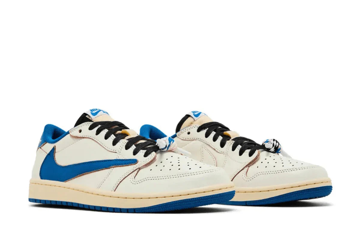 Air Jordan 1 x Travis Scott Retro Low OG SP Nike Sail Military Blue Couro
