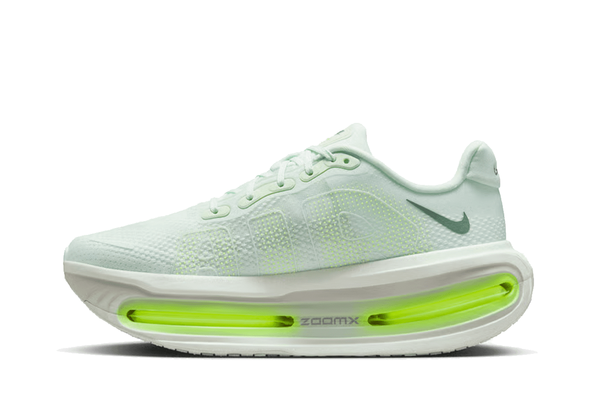 Vomero Premium Barely Volt Verde