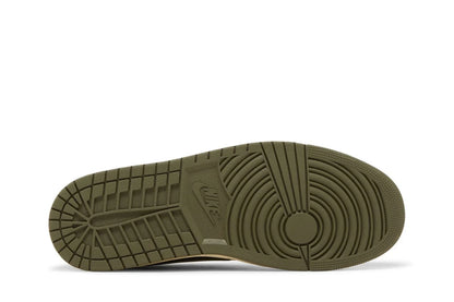 Travis Scott x Nike Air Jordan 1 Retro Low OG SP Olive Branco